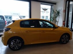 PEUGEOT 208 ALLURE PACK PURETECH 1.2 S&S DEL 2021 pieno