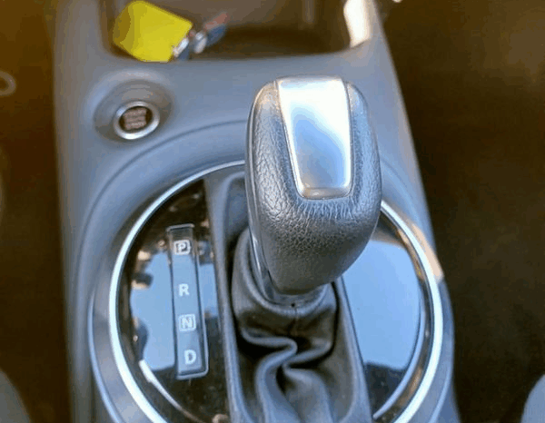 Nissan Juke 1.0 dig-t N-Design 114cv dct pieno