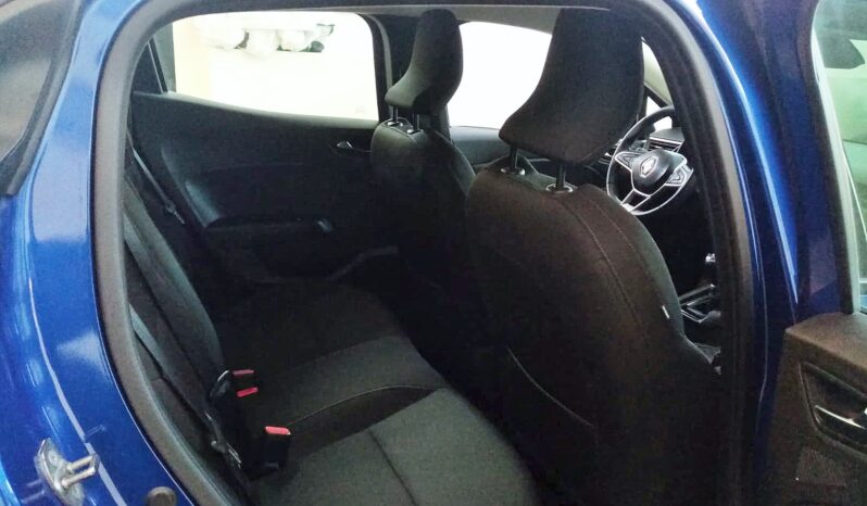 RENAULT CLIO SCE 65CV 5 PORTE DEL 2023 pieno
